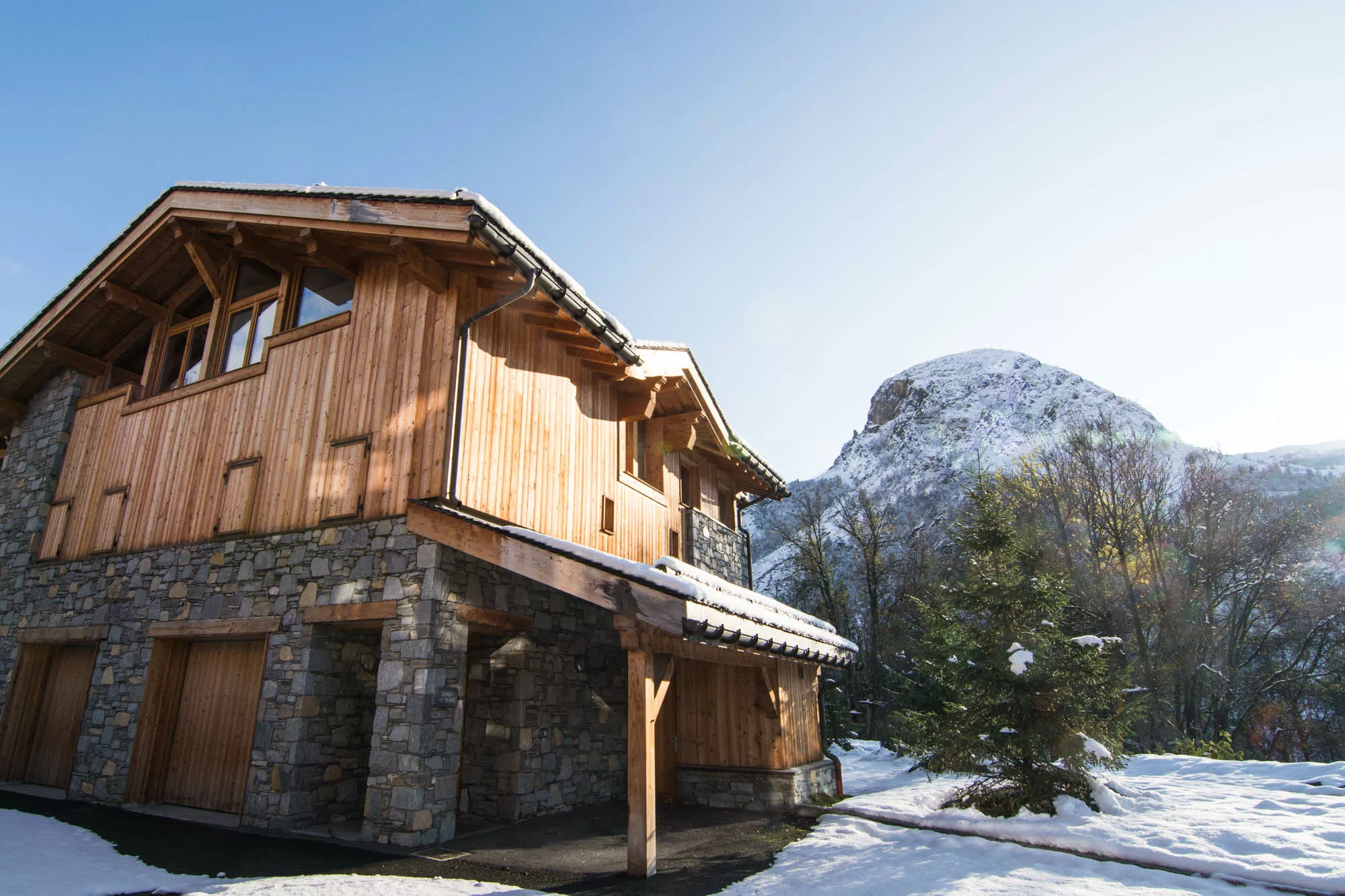 Catered vs Self-Catered Ski Chalets