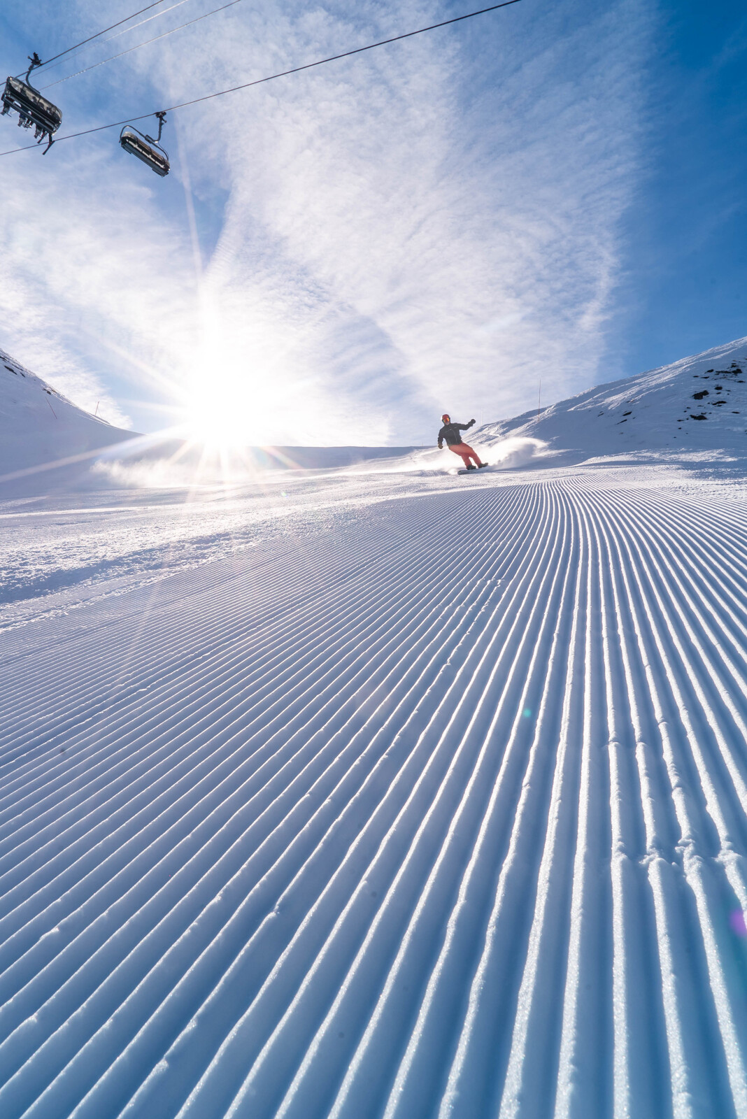 Find freshly groomed ski runs in the 3 Valleys