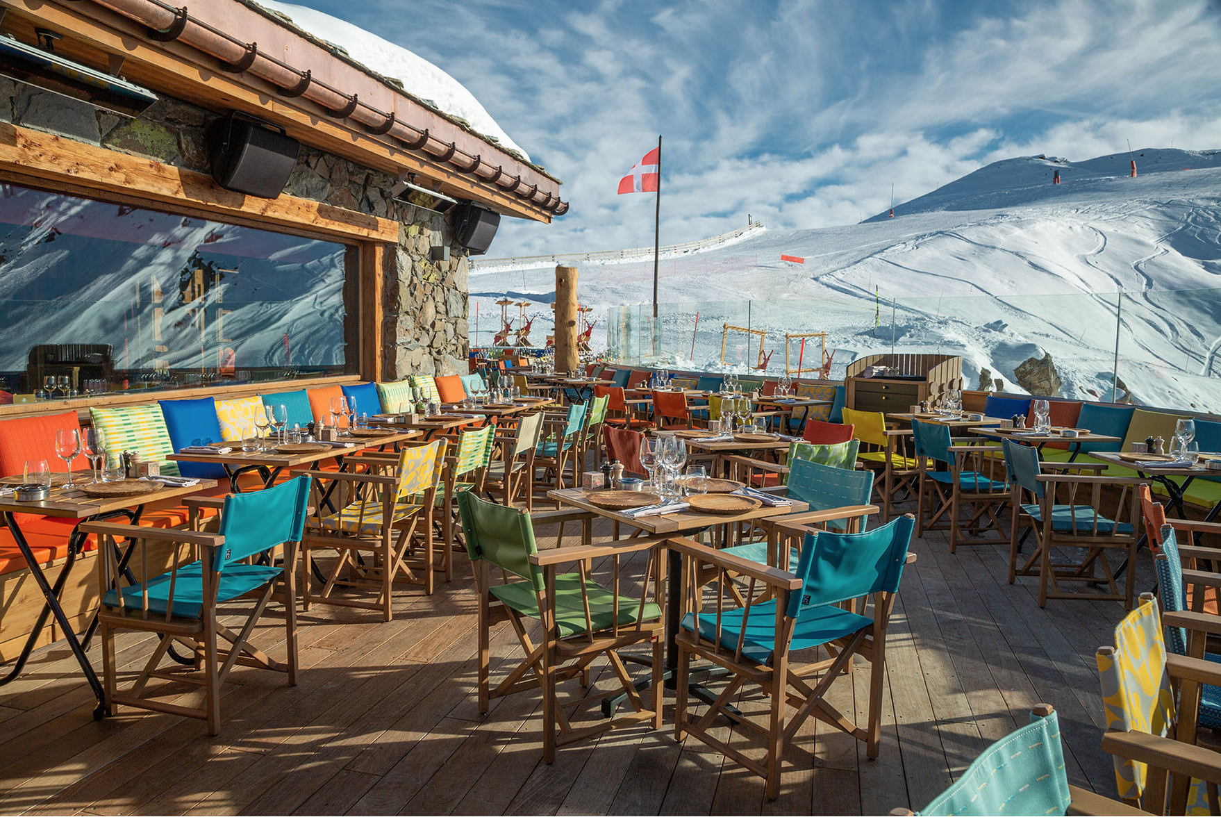 Large sun terrace at Maya Altitude mountain restaurant in Saint Martin de Belleville