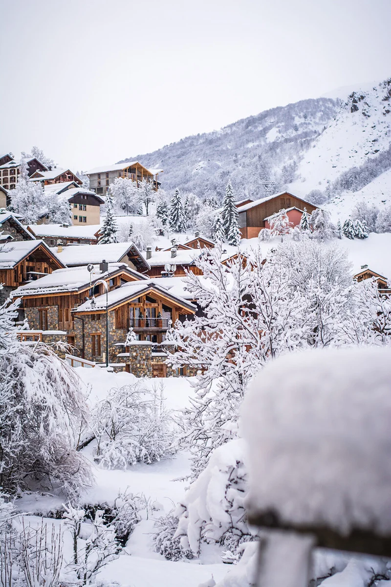 Seasonal or long-term chalet rental